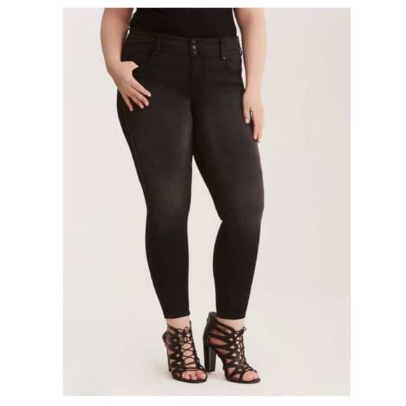 TORRID Black Denim Jeggings Size 22T - Picture 1 of 13